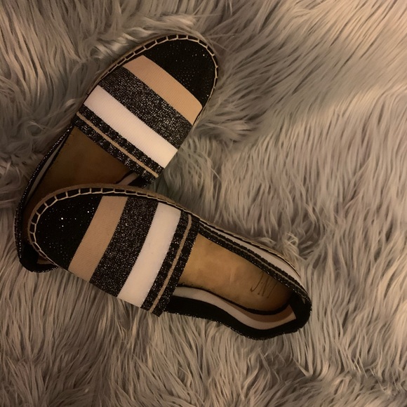 Cute Blinged Espadrilles! - Picture 2 of 12